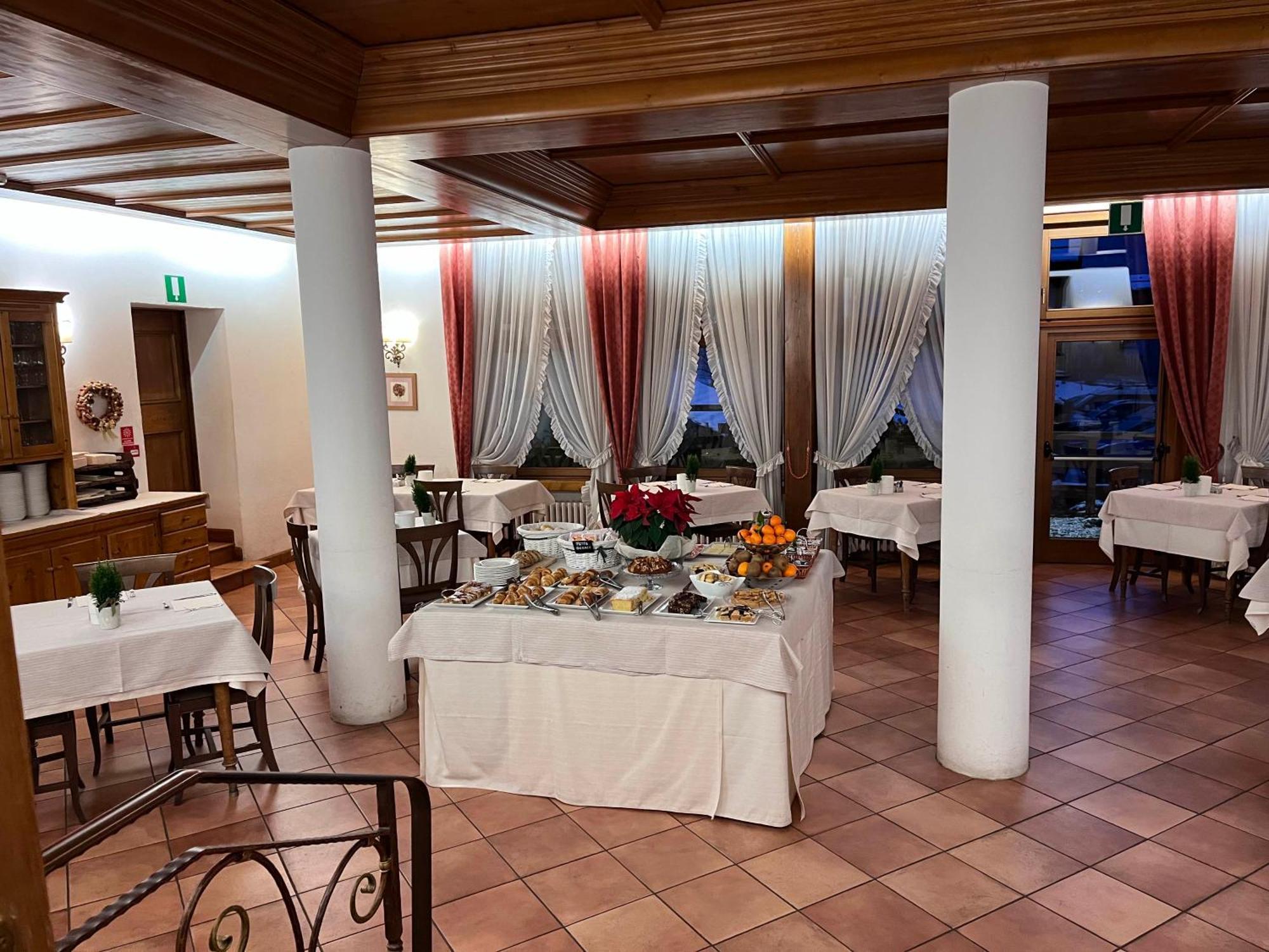 Hotel Albergo Dolomiti San Vito di Cadore Ngoại thất bức ảnh